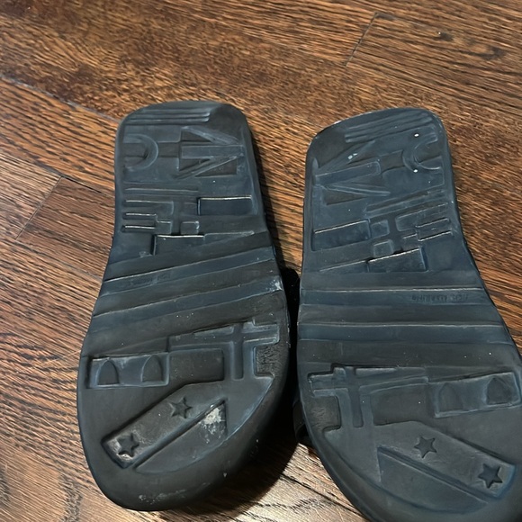 Adidas Men’s Slide in Sandals - Picture 2 of 2